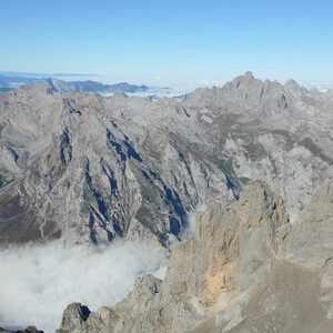 SUBIDA A LA TORRE DE PEÑALARA (2.596m) Y OTRAS CUMBRES DESTACADAS DEL VALLE DE VALDEÓN